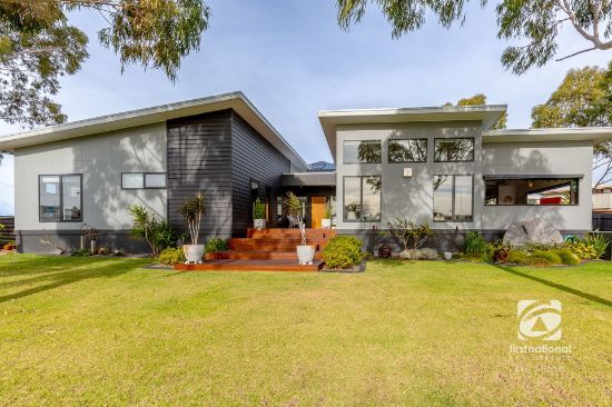 2 The Point, Paynesville, Vic 3880