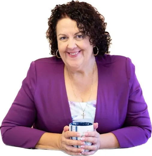 Robyn  Szabo - Real Estate Agent at Azure Realty - NERANG