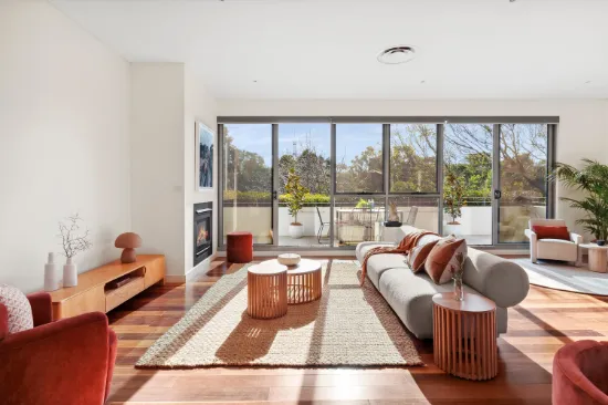 203/17 State Circle, Forrest, ACT, 2603
