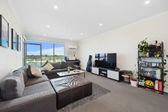 205/25 Malata Cres, Success, WA, 6164