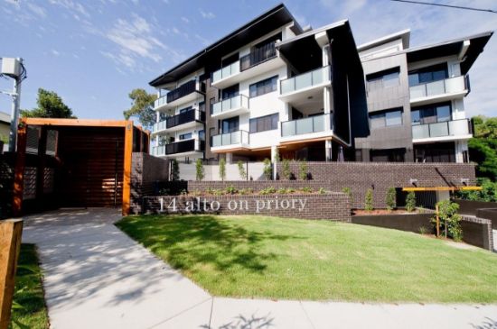 206/14-16 Priory St, Indooroopilly, Qld 4068
