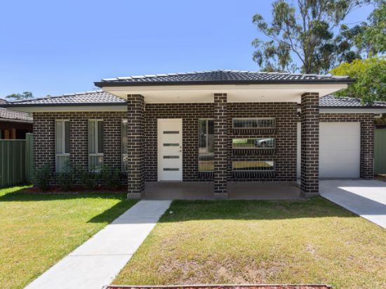 20a Rivendell Crescent (corner Meadowview), Werrington Downs, NSW 2747