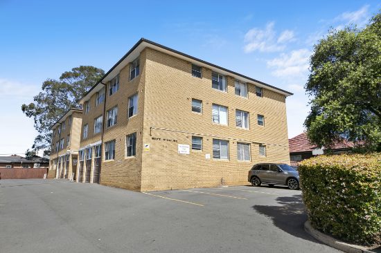 21/6-8 Station Street, Guildford, NSW 2161
