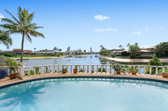 21 Bight Court, Mermaid Waters, Qld 4218