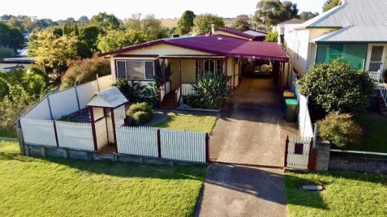 21 Brock Street, Young, NSW 2594