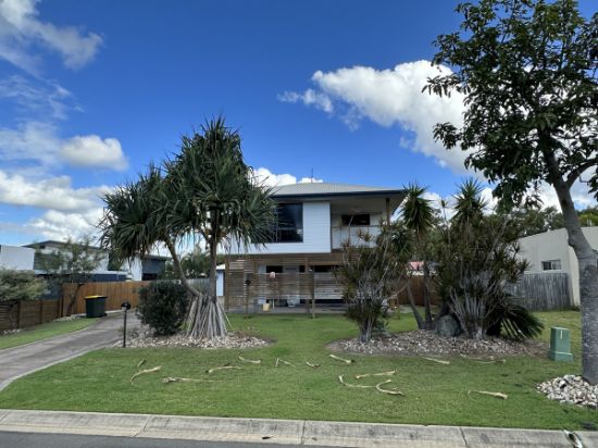 21 Fraser Waters Parade, Toogoom, Qld 4655