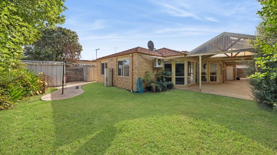 21 McConnell Crescent, Roxburgh Park, Vic 3064