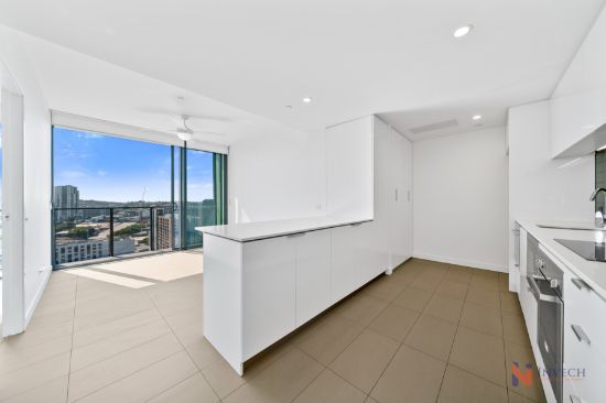 2102/10 Trinity Street, Fortitude Valley, Qld 4006