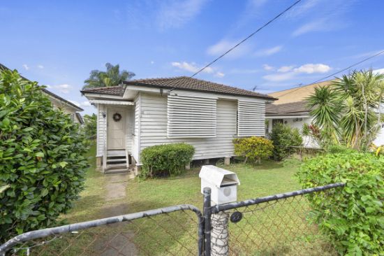 22 Boothby Street, Kedron, Qld 4031