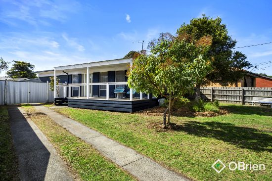 22 Bursaria Crescent, Frankston North, Vic 3200