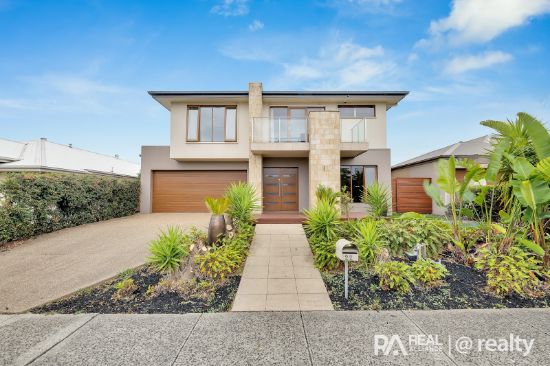 22 Flowerbloom Crescent, Clyde North, Vic 3978