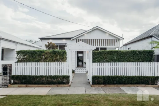 22 Kitchener Parade, Mayfield East, NSW, 2304