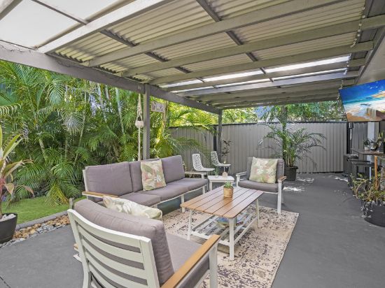 22 McTaggart Place, Carrara, Qld 4211