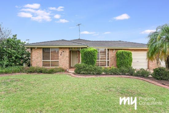 22 Robson Crescent, St Helens Park, NSW 2560