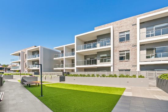 220/1 Evelyn Court, Shellharbour City Centre, NSW 2529