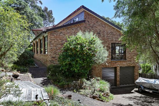 23 Heather Place, Hornsby Heights, NSW 2077