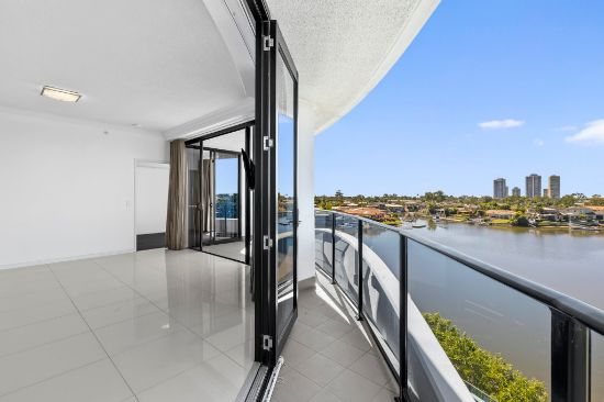 2305/5 Harbour Side Court, Biggera Waters, Qld 4216