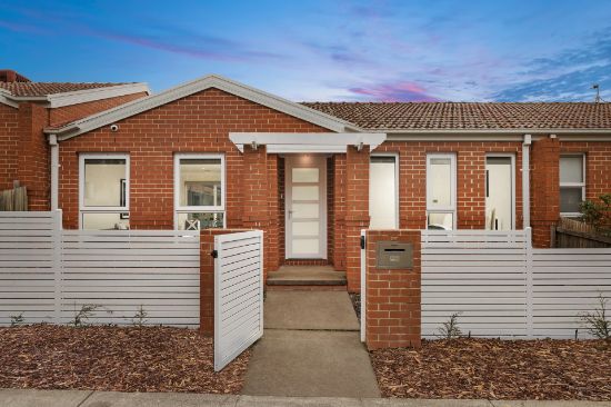 237 Anthony Rolfe Avenue, Gungahlin, ACT 2912