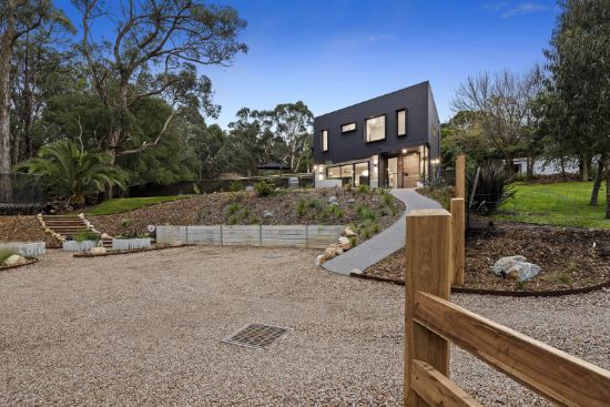 24 Collins Street, Red Hill, Vic 3937