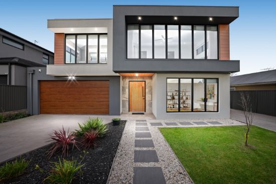 24 Gardeners Road, Bentleigh East, Vic 3165