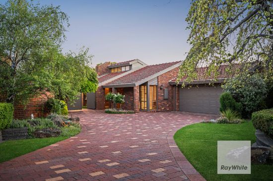 24 Heversham Grove, Greenvale, Vic 3059