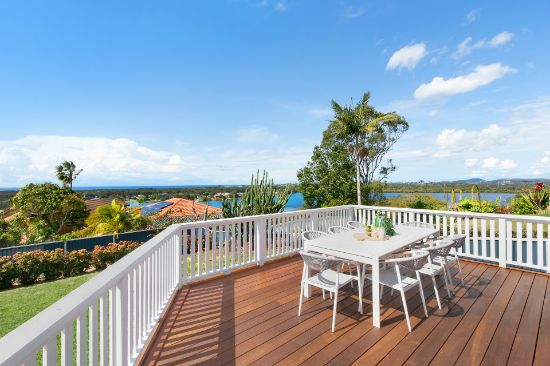 24 Pacific Drive, Banora Point, NSW 2486