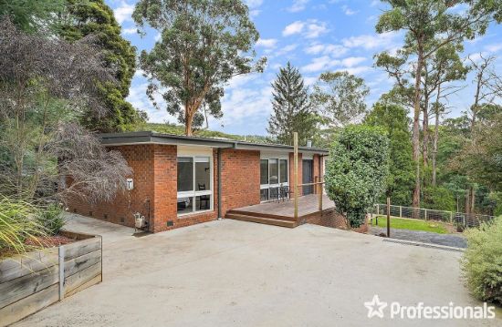 24 Priestley Crescent, Mount Evelyn, Vic 3796