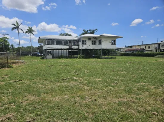 24 Skinner St, Ingham, QLD, 4850