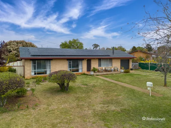 24 Youman Street, Guyra, NSW, 2365