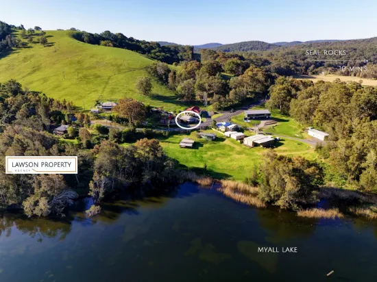 2471 The Lakes Way, Bungwahl, NSW, 2423