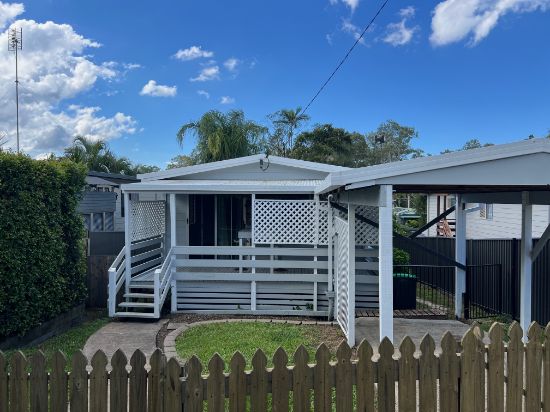 25 Paget Street, Mooloolah Valley, Qld 4553