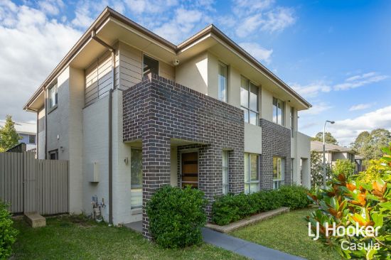 25 Three Bees Drive, Glenfield, NSW 2167