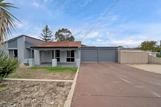 25 Trusmore Crescent, Craigie, WA 6025