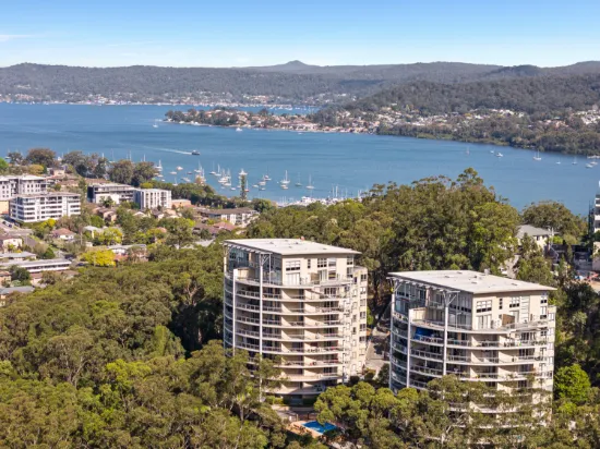 251/80 John Whiteway Drive, Gosford, NSW, 2250