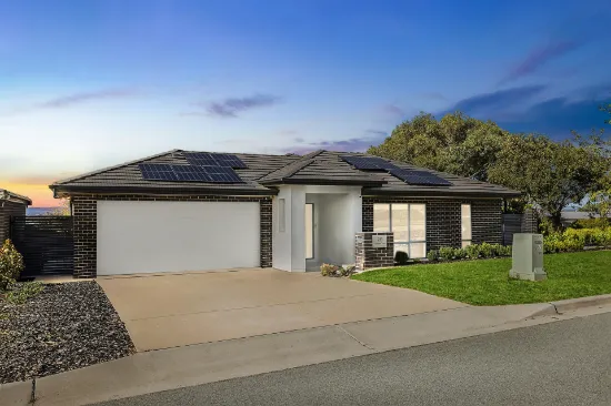 26 Hyslop Crescent, Casey, ACT, 2913