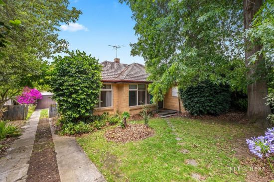 26 Kulnine Avenue, Mitcham, Vic 3132