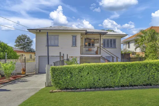 26 Margaret St, Silkstone, QLD, 4304