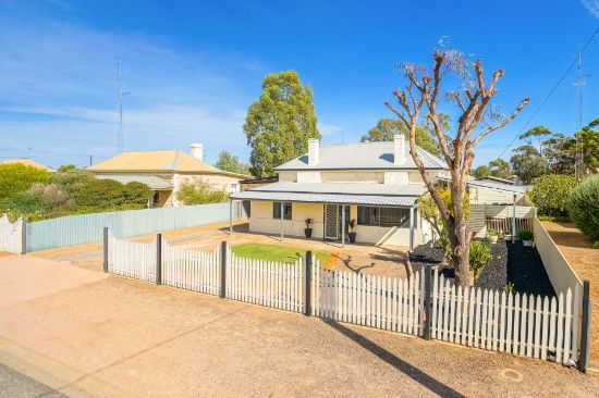 26 Russell Street, Kadina, SA 5554