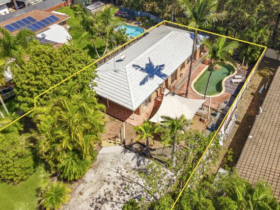 27 Gary Player Crescent, Parkwood, Qld 4214