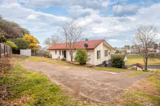 27 Girraween Crescent, Bega, NSW, 2550