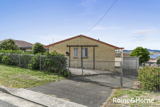 27 Second Avenue, Midway Point, Tas 7171