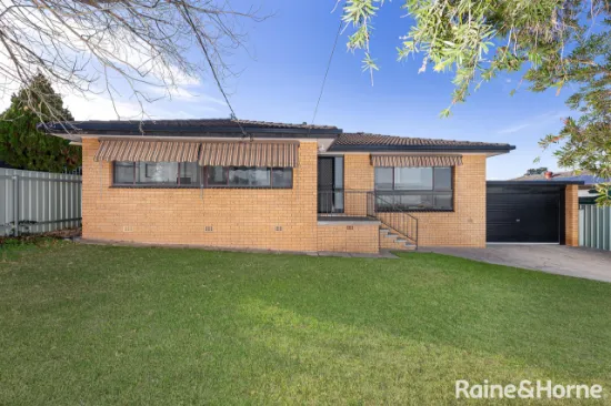 28 Merinda Crescent, Kooringal, NSW, 2650