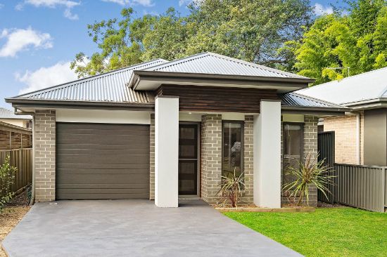 28A Forest Road, Heathcote, NSW 2233