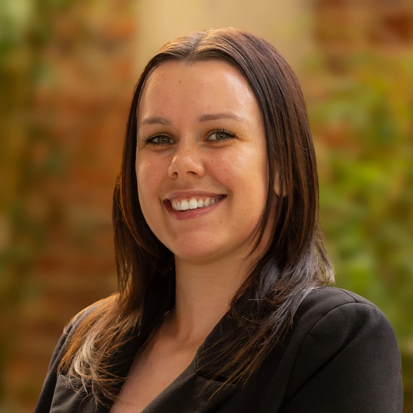 Samantha Fumberger - Real Estate Agent