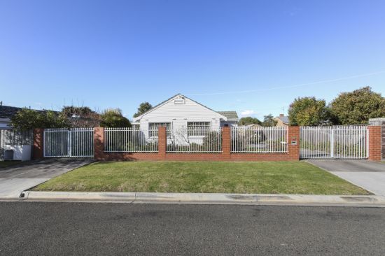29 Day St, Bairnsdale, Vic 3875