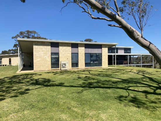 297 Neagles Rock Road, Clare, SA 5453