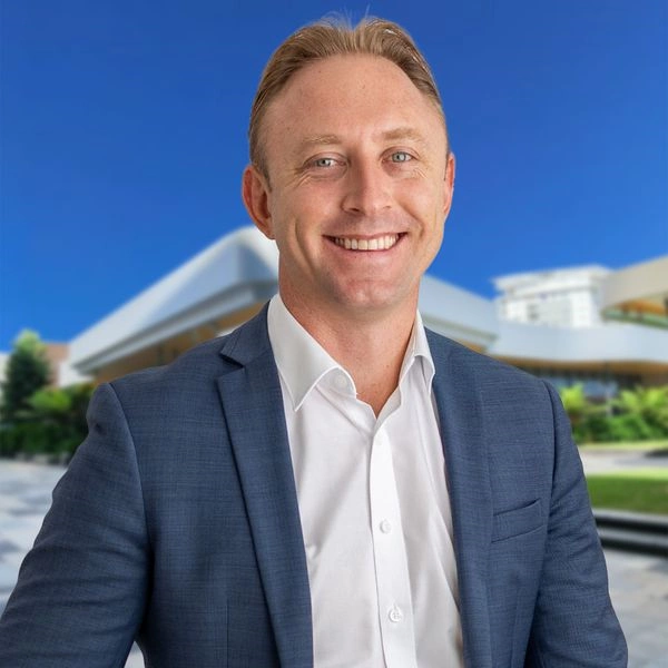 Shane McInally - Real Estate Agent