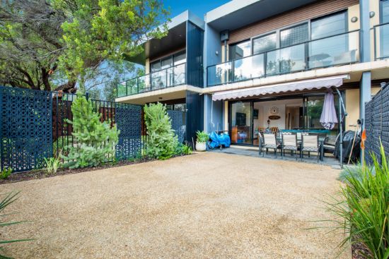 3/1587 Point Nepean Road, Capel Sound, Vic 3940