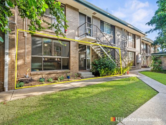 3/17 Huth Street, Labrador, Qld 4215