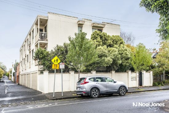 3/23 Holtom Street East, Carlton North, Vic 3054